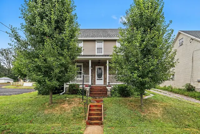 37 High Street, Stewartstown