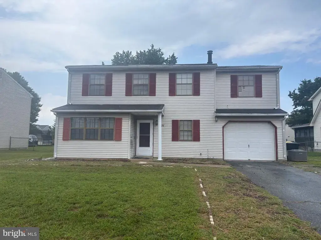 1411 S Hancock Ave, DOVER