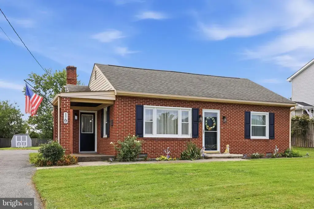 16 Summit Ave, THURMONT