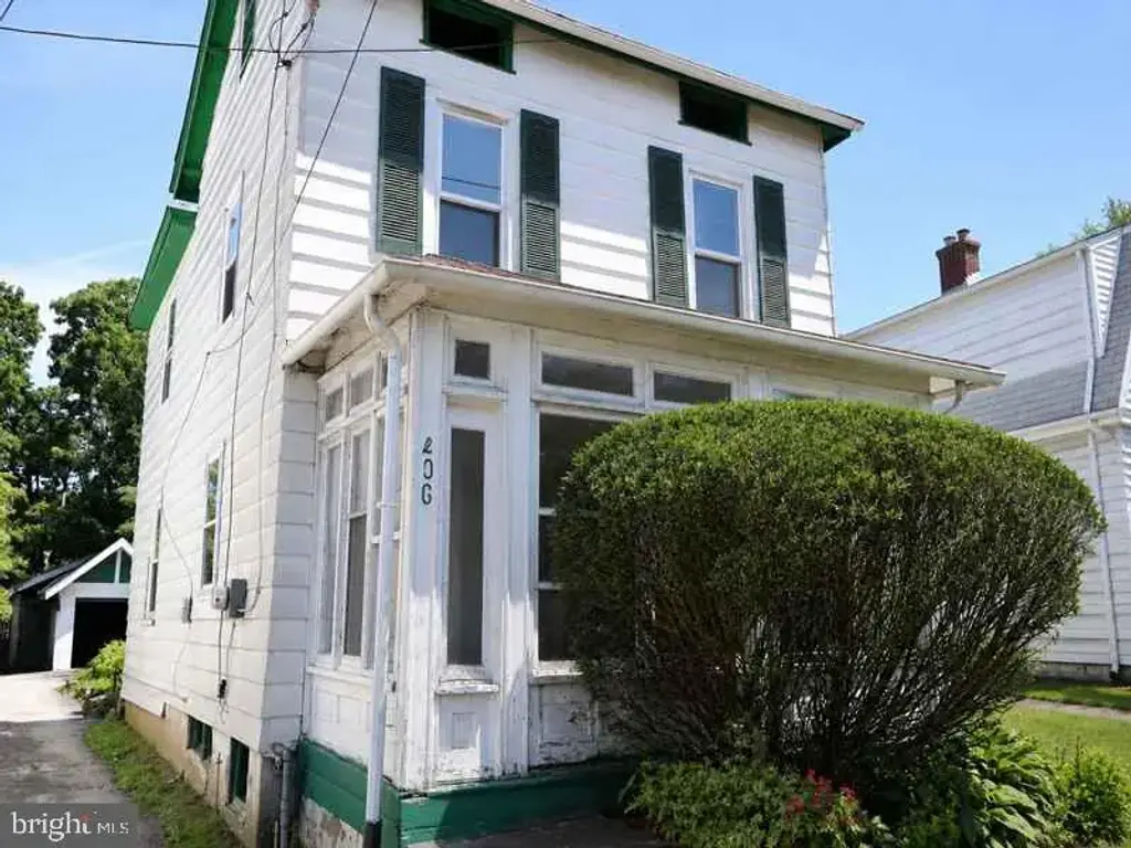 420 Cedar St, JENKINTOWN
