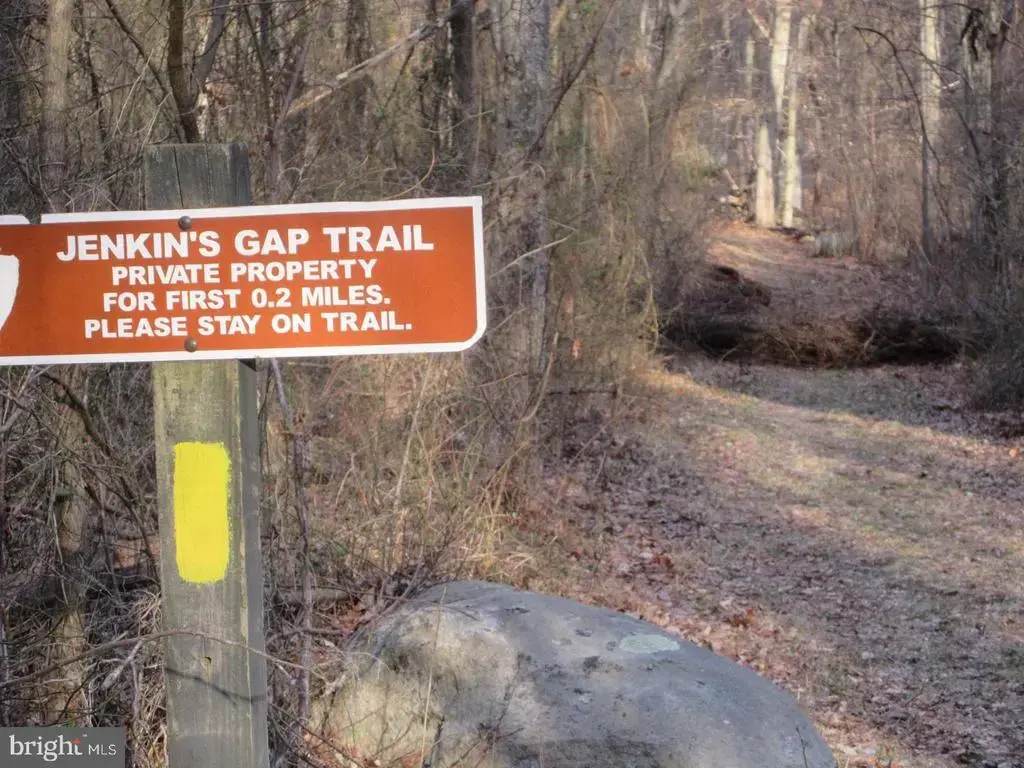 Smith Run Rd, BENTONVILLE
