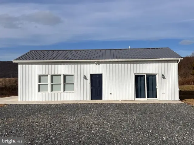 500 Keiffer Rd, Halifax