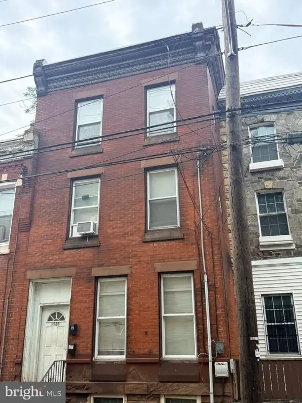 1528 W Tioga St, PHILADELPHIA