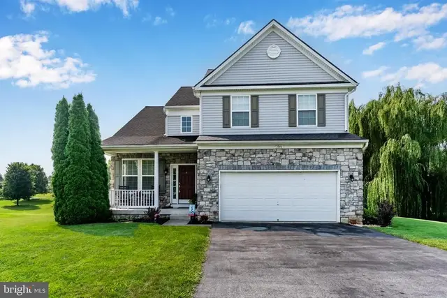 1046 Alandale Drive, Chambersburg