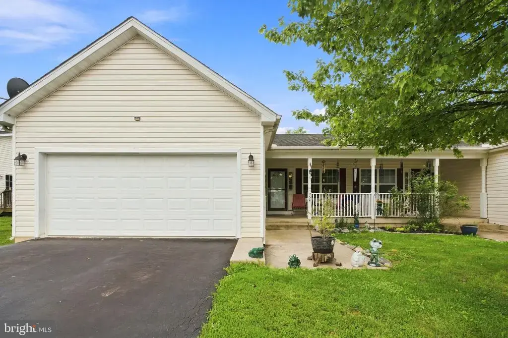 254 Dorothy Ct, INWOOD