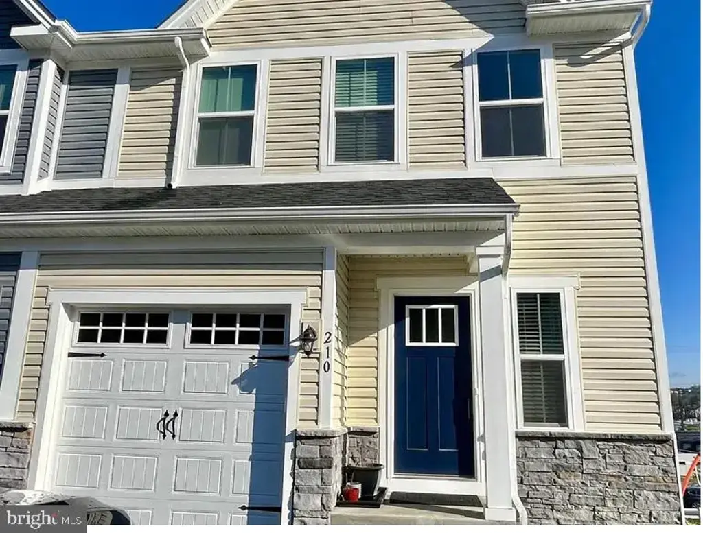 210 Chase Dr, DOWNINGTOWN