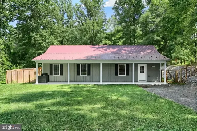 251 Highview Dr, Airville