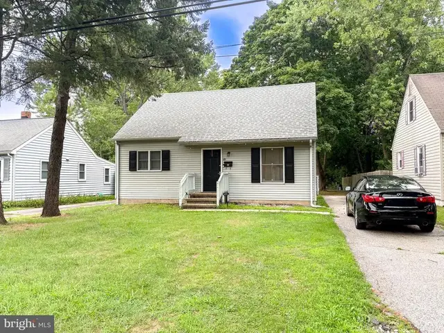 49 N Halsey Rd, Dover