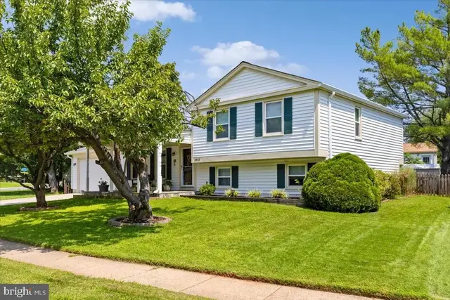 2913 Ashdown Forest Dr, Herndon
