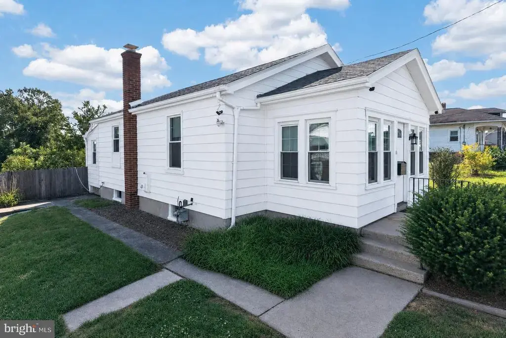 319 Berks St, STOWE