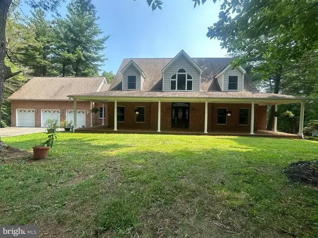14205 Milltown Rd, Lovettsville