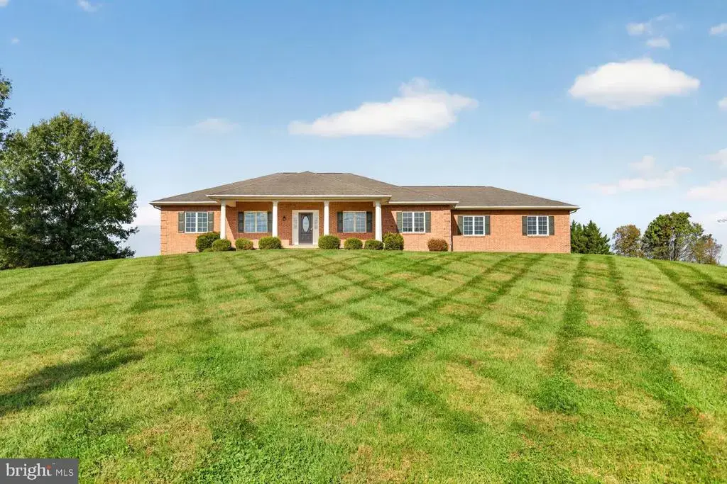 16521 Hampton Rd, HAMILTON