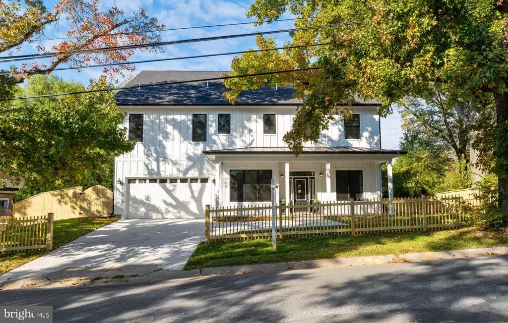 8616 Jones Mill Rd, CHEVY CHASE
