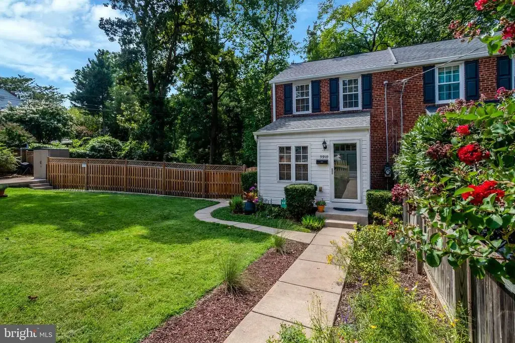 5910 Edgehill Dr, ALEXANDRIA