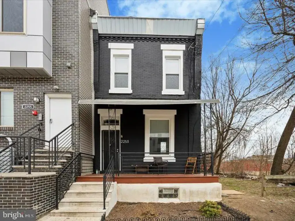 2253 Delhi St, PHILADELPHIA