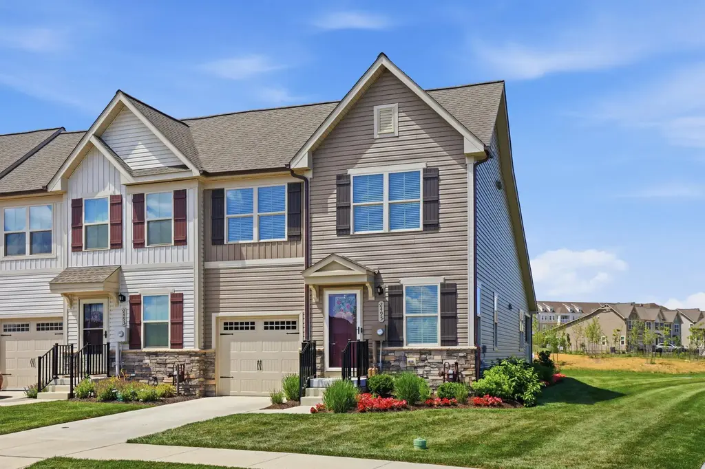 2495 Silver Leaf Dr, FREDERICK