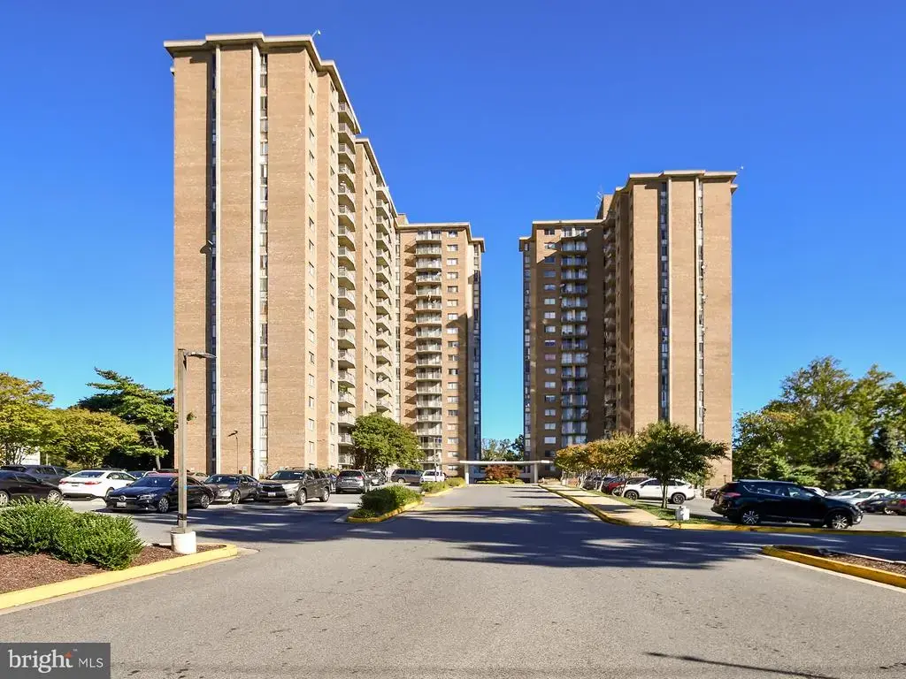 1836 Metzerott Rd #1806, HYATTSVILLE