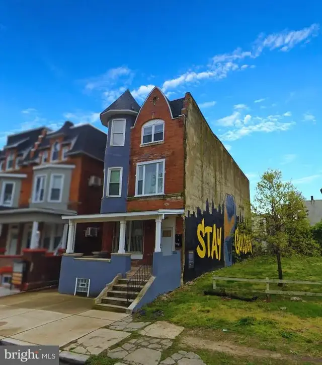 3228 W Diamond St, Philadelphia