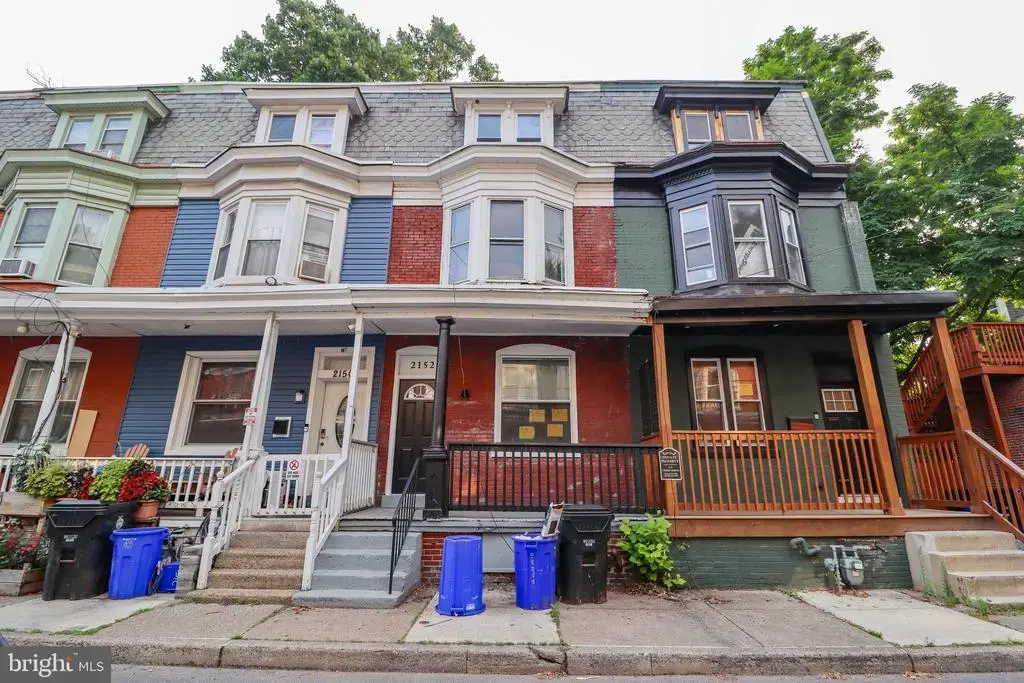 2152 Penn St, HARRISBURG