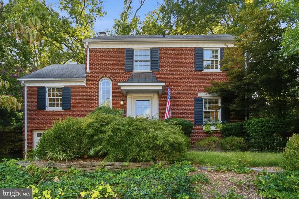 2312 Valley Dr, ALEXANDRIA