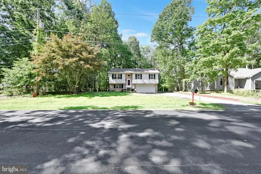 1800 Crazy Horse Dr, AUBURN