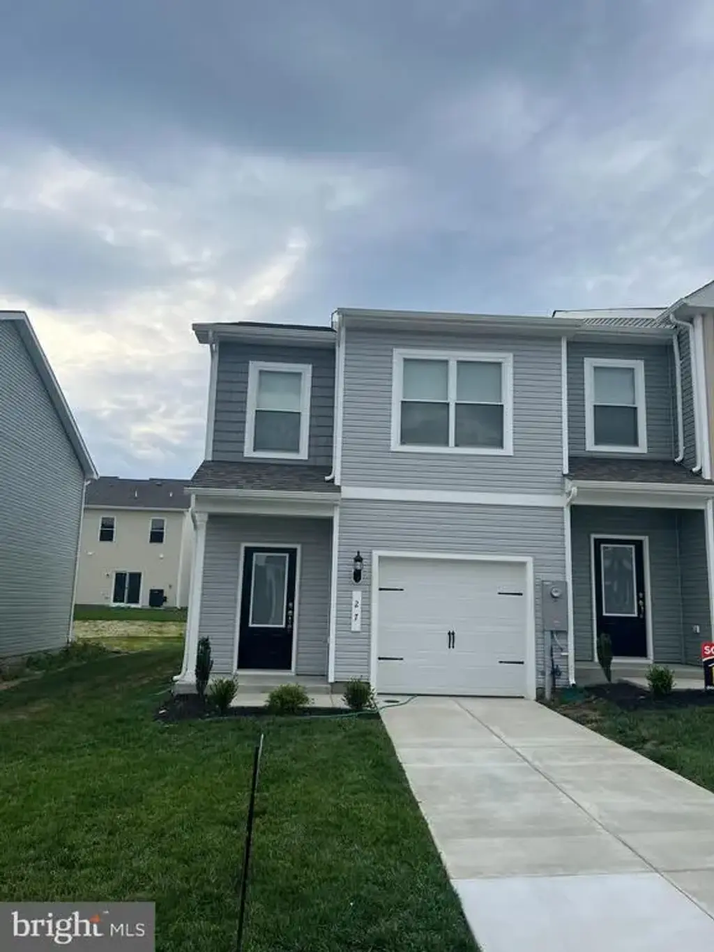 27 Cramsford St, FALLING WATERS