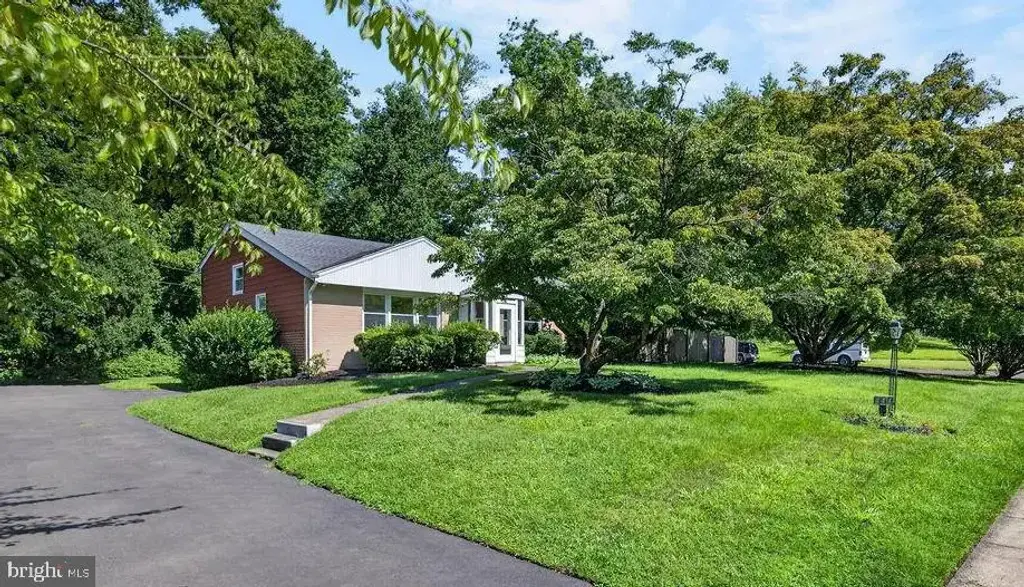 840 Pembroke Rd, RYDAL