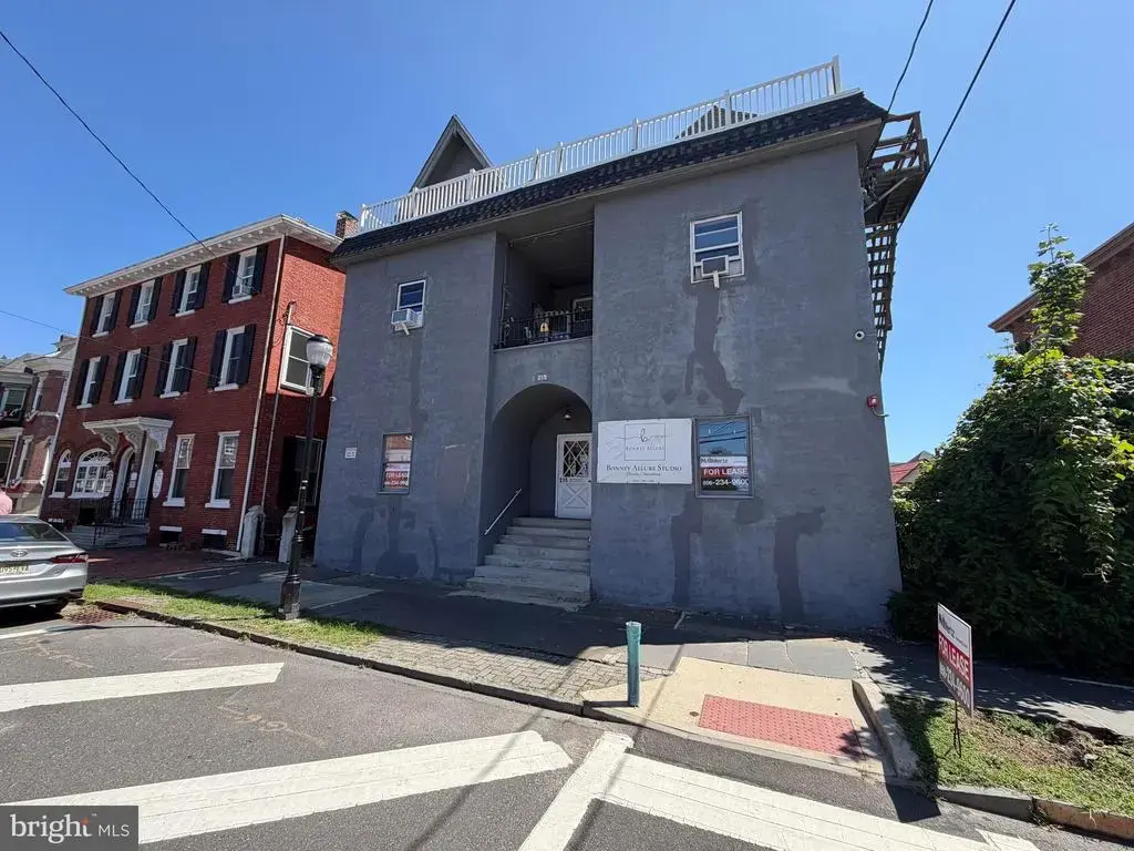 215 High Street #1a, MOUNT HOLLY