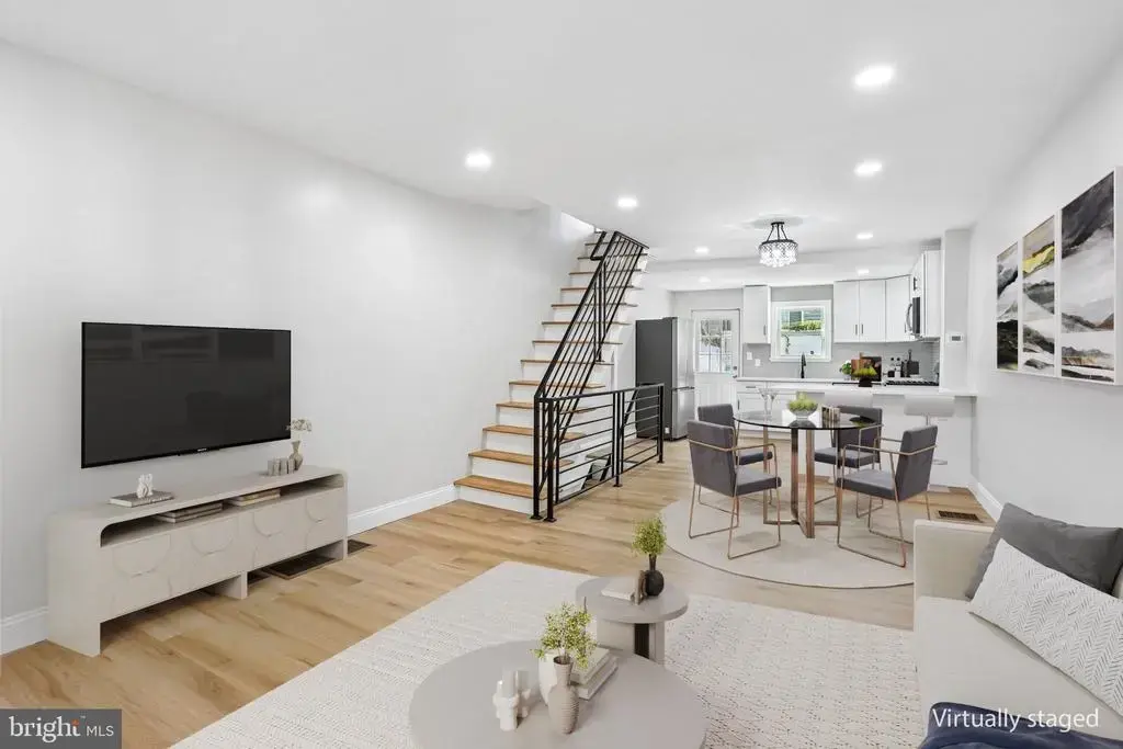1534 S Woodstock St, PHILADELPHIA