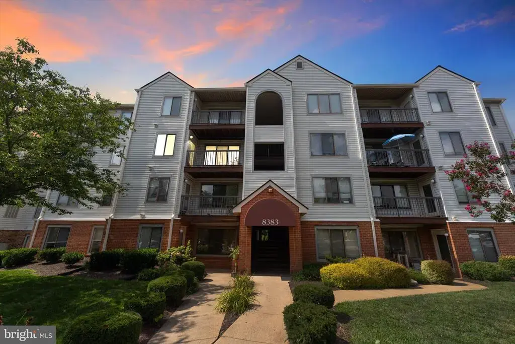 8383 Buttress Ln #302, MANASSAS