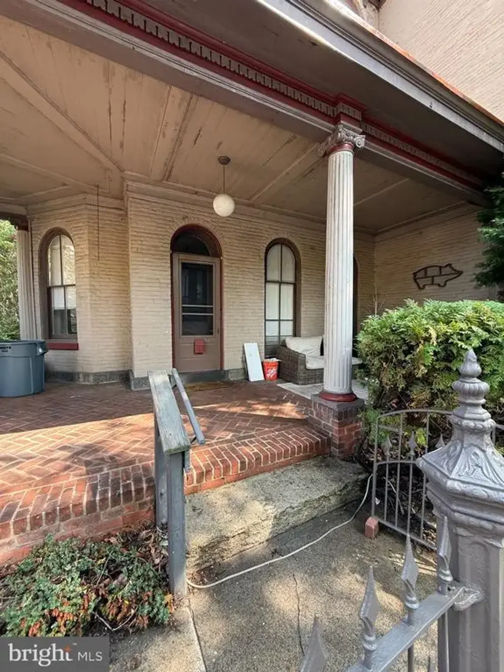 26-28 York St #1 Front, LAMBERTVILLE