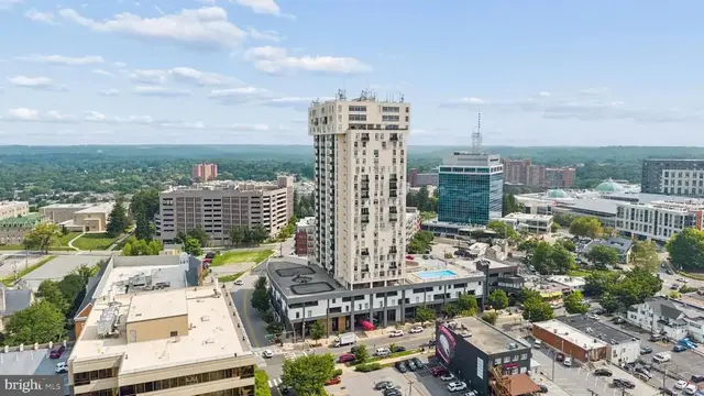 28 Allegheny Ave #903, Towson