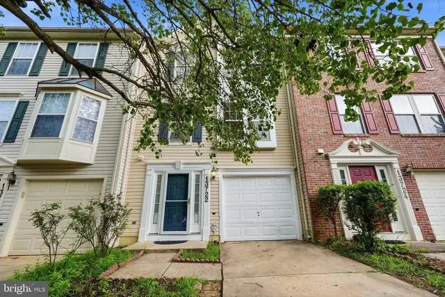13722 Palmetto Cir, Germantown