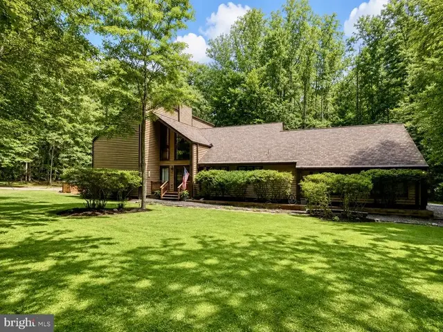11120 Bacon Race Rd, Woodbridge