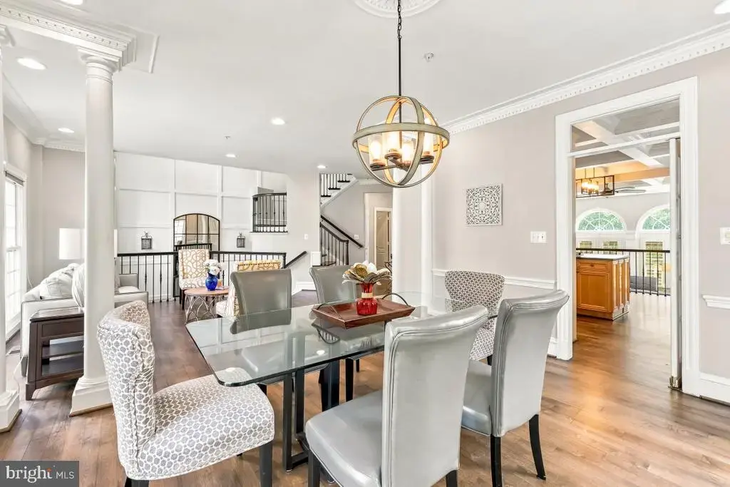 20366 Fallsway Ter, STERLING