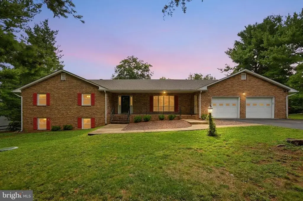 146 Stonebrook Rd, WINCHESTER
