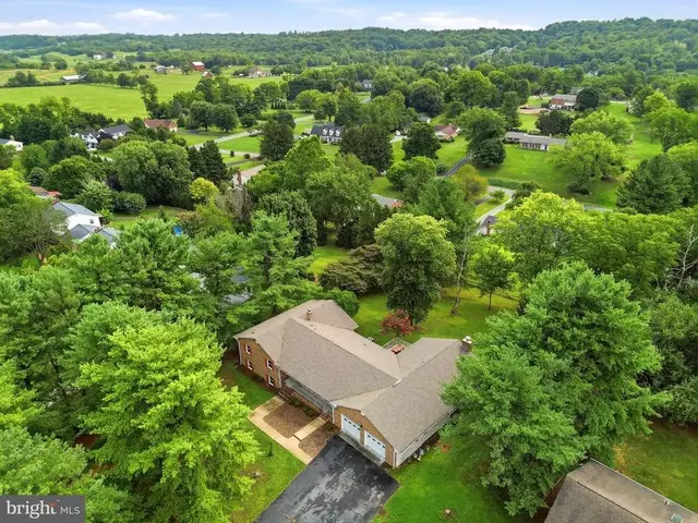 146 Stonebrook Rd, Winchester