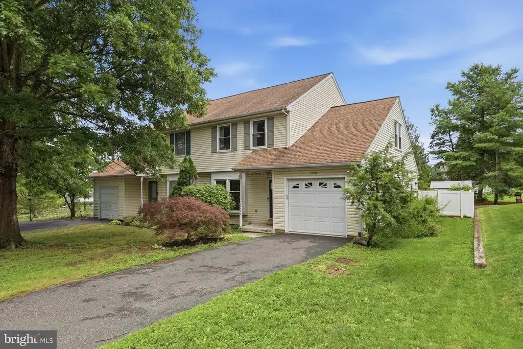 2002 Clover Mill Rd, QUAKERTOWN