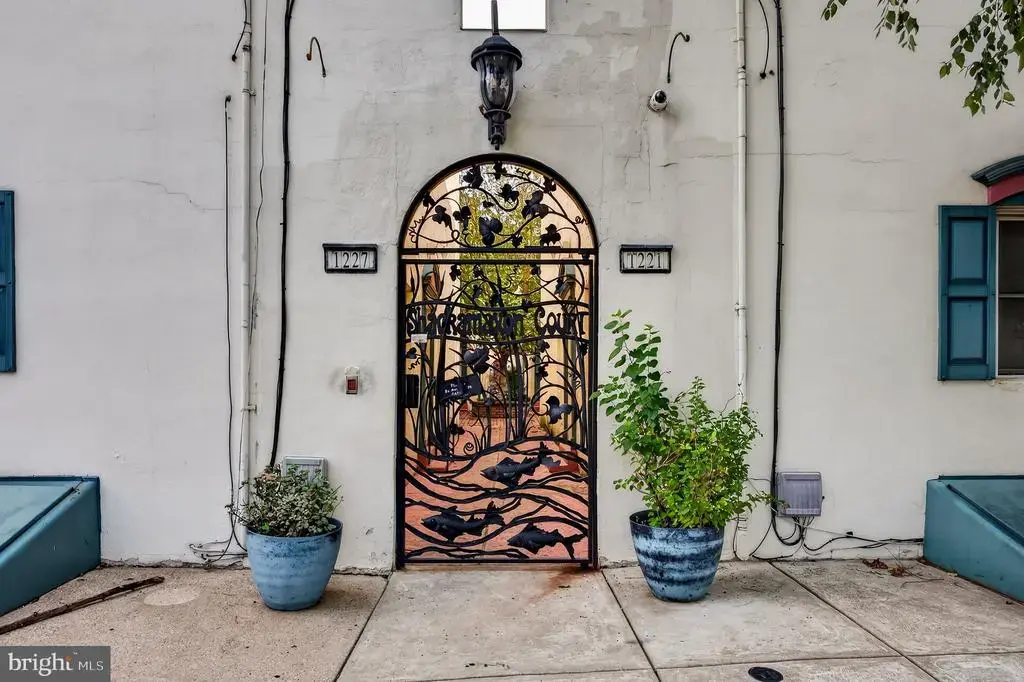 1227 Shackamaxon St #8, PHILADELPHIA
