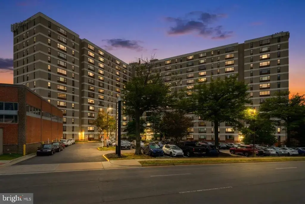 4600 Duke St #706, ALEXANDRIA