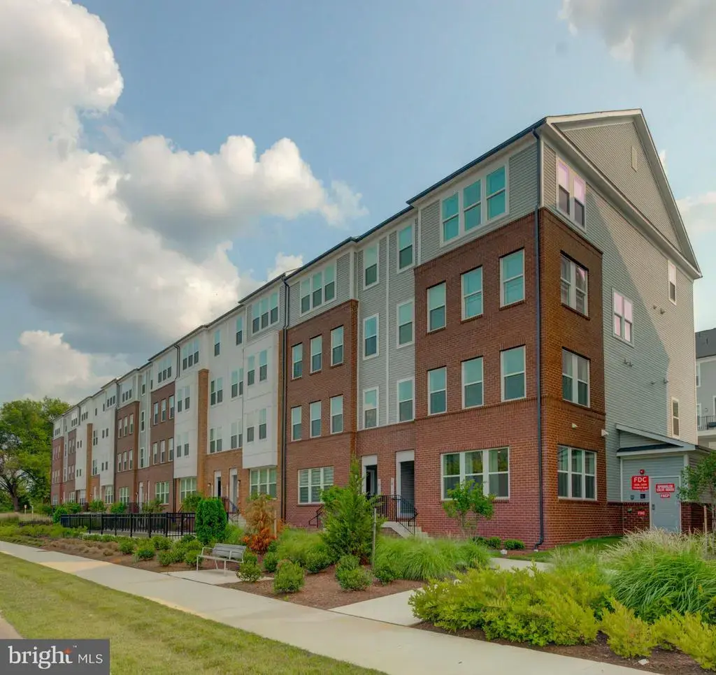 16108 Frederick Rd, ROCKVILLE