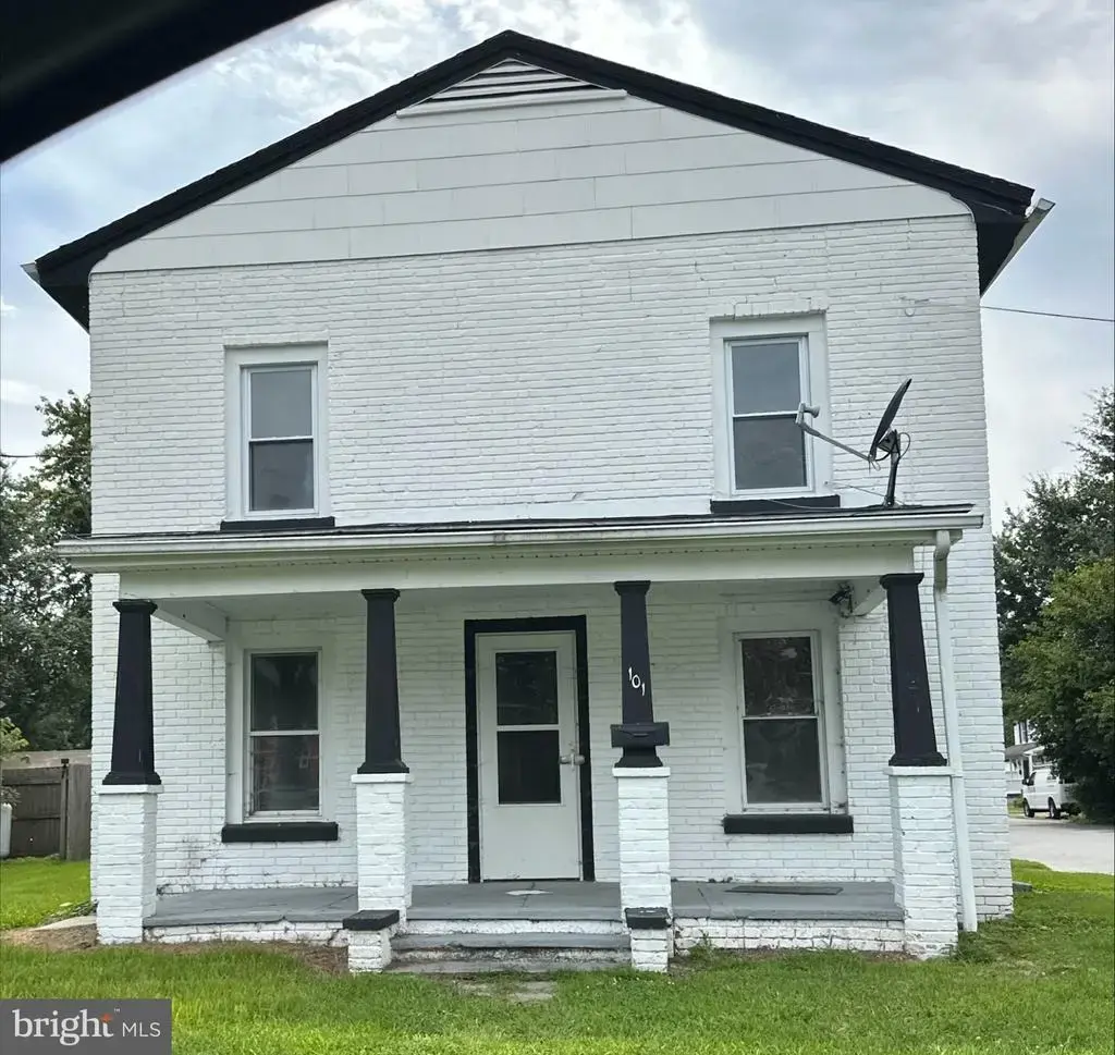 101 S University Ave, FEDERALSBURG