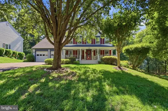12207 Knightsbridge Dr, Woodbridge