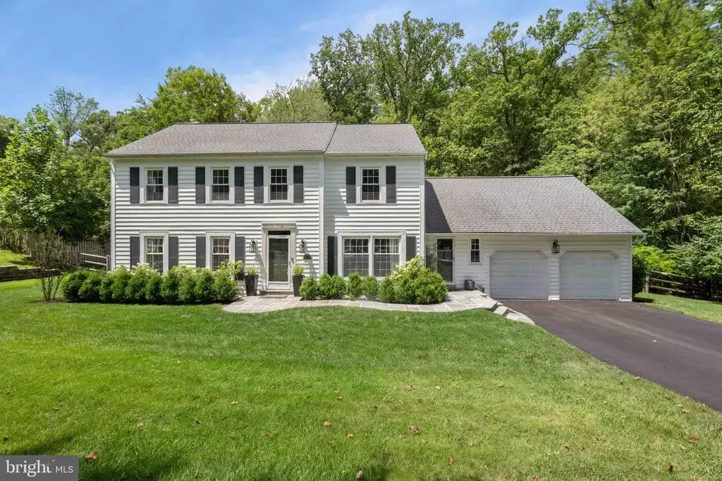 683 Hollow Rd, WAYNE