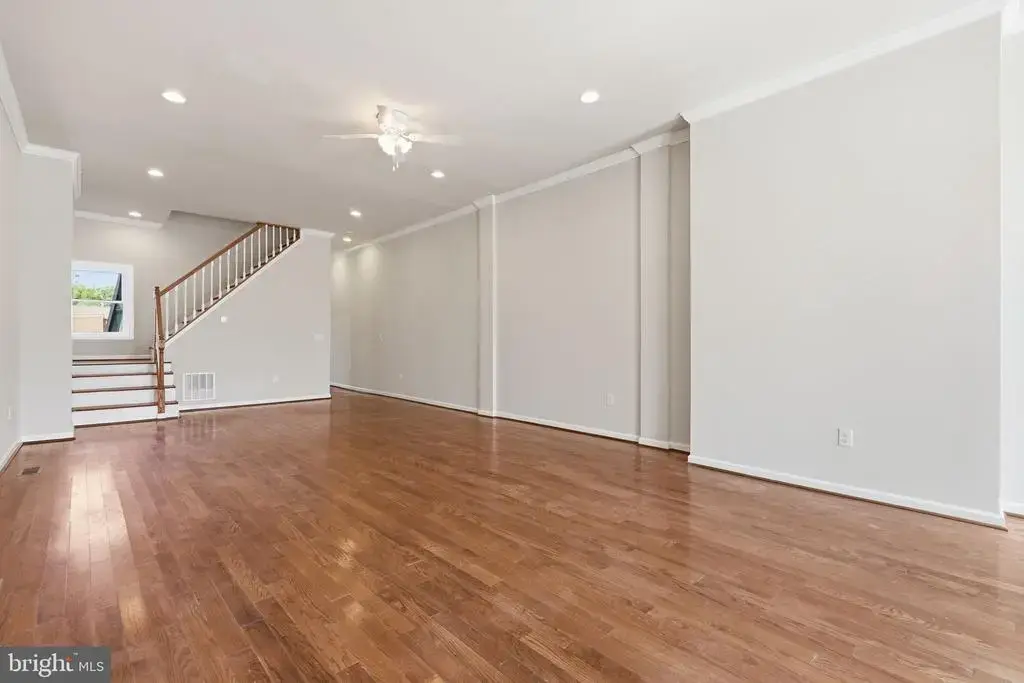 1203 Argyle Ave, BALTIMORE