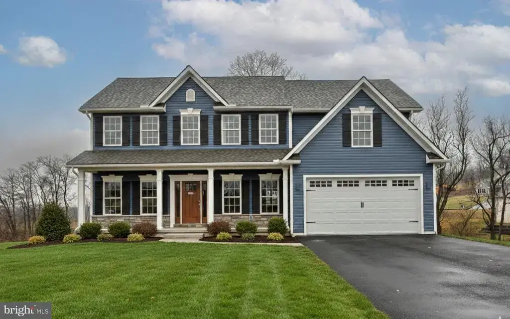 026 Starlight Lane, LEBANON
