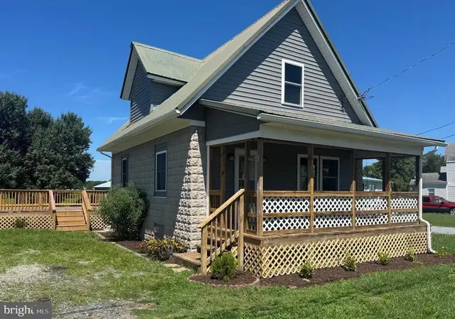 7390 Main St, Willards