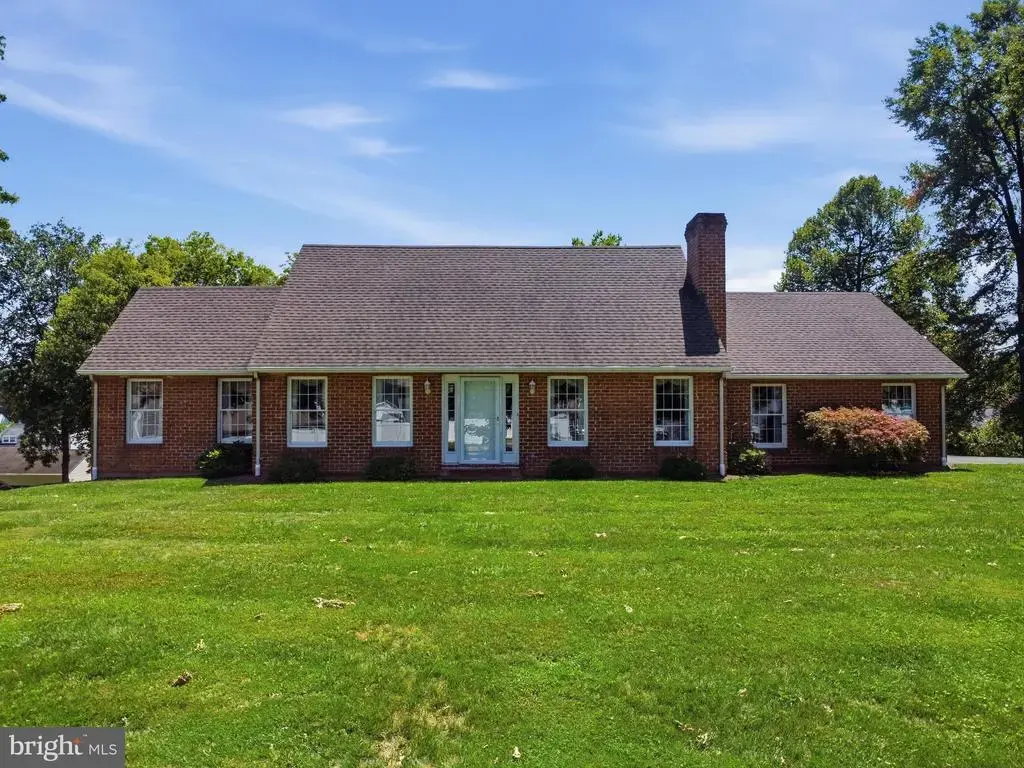 2606 Ridge Rd S, MARTINSBURG