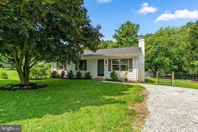 1810 Bloom Rd, Westminster