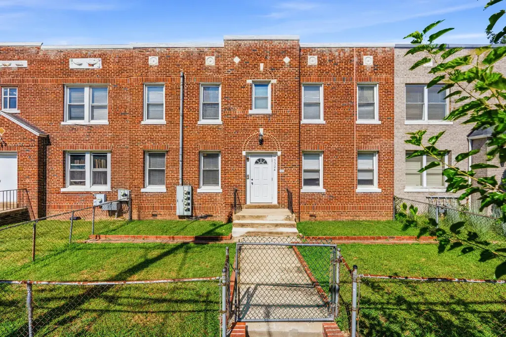 5324 4th St Nw #1, WASHINGTON